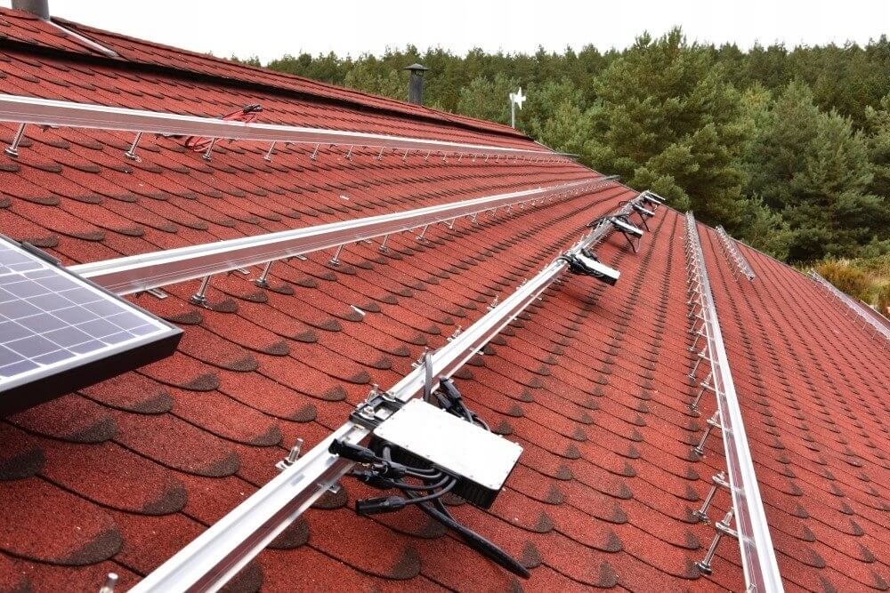 Mikroinwerter czym jest i jak działa? DOM21WIEKU