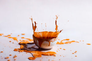 Read more about the article Jak usunąć plamy po kawie? Skuteczne sposoby na spranie kawowych plam